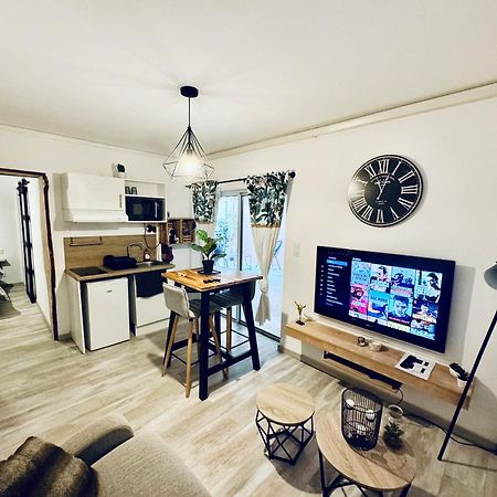 Appartement Alena à Bourg-Saint-Andéol Extérieur photo