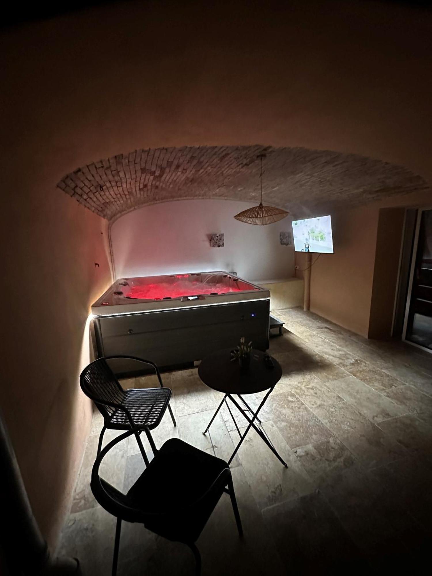 Appartement Alena à Bourg-Saint-Andéol Extérieur photo